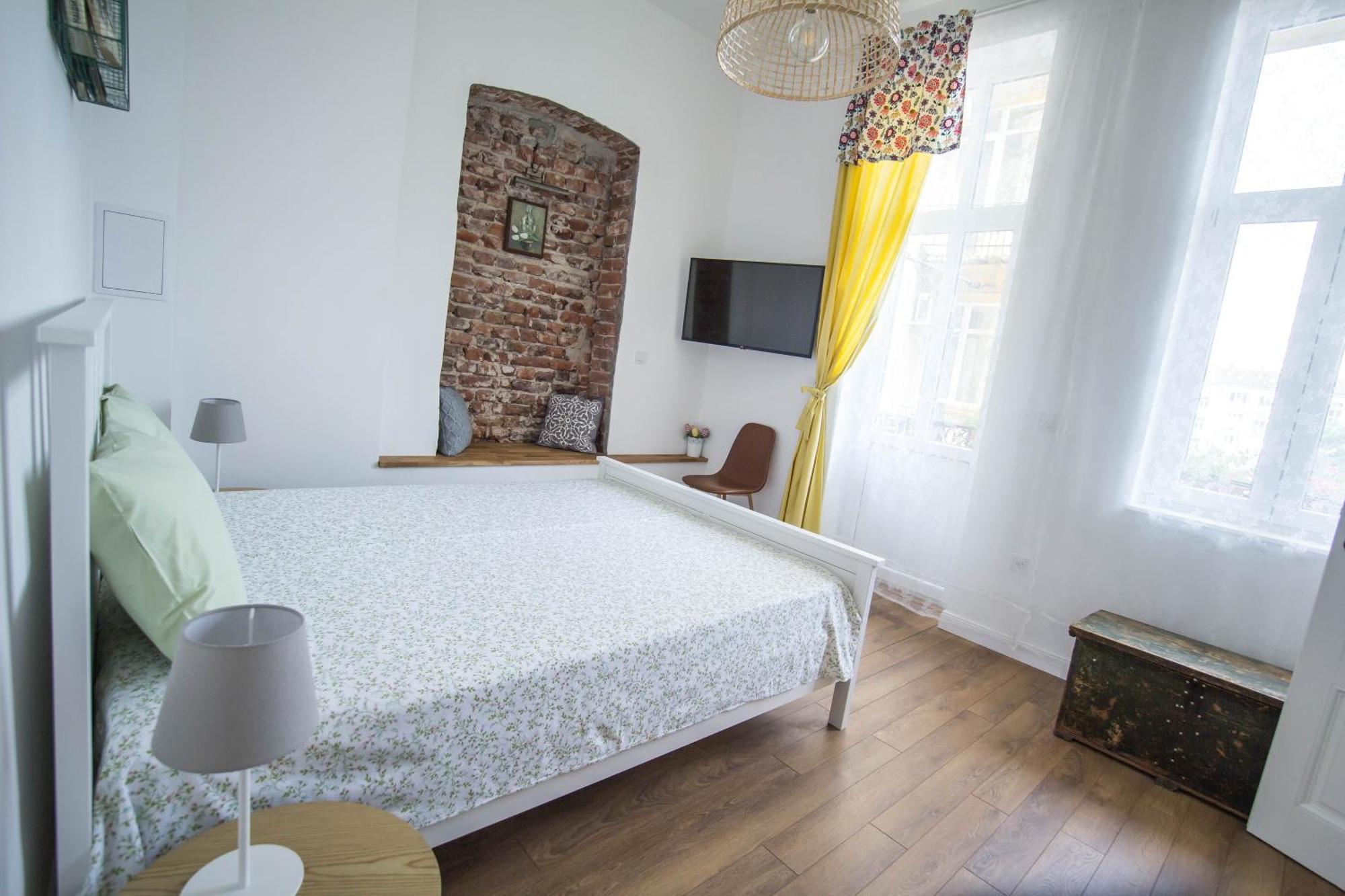 Lion'S Bridge Boutique 2Bdrm Apt, Top Center Gem Sofia Zewnętrze zdjęcie