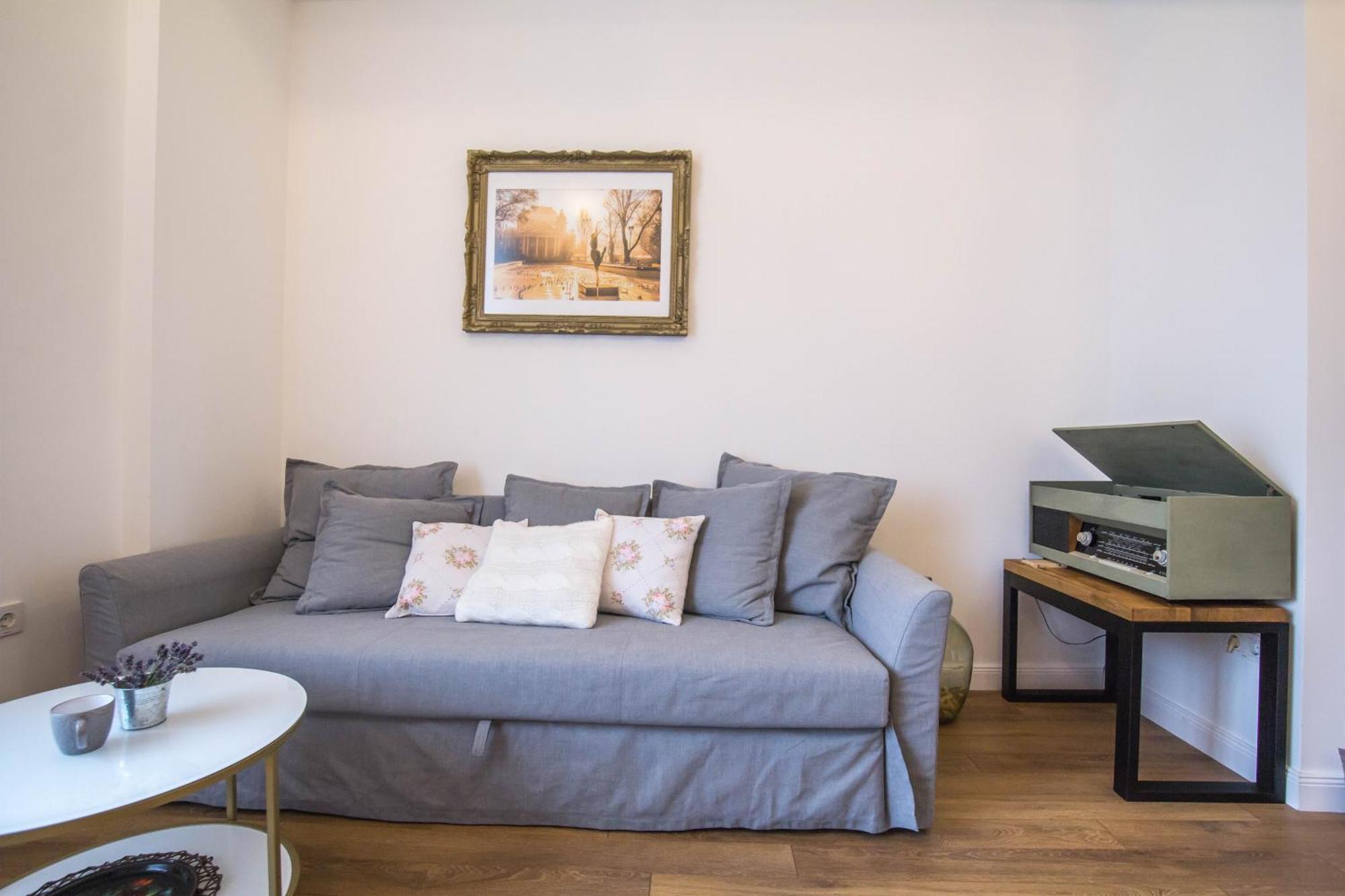 Lion'S Bridge Boutique 2Bdrm Apt, Top Center Gem Sofia Zewnętrze zdjęcie