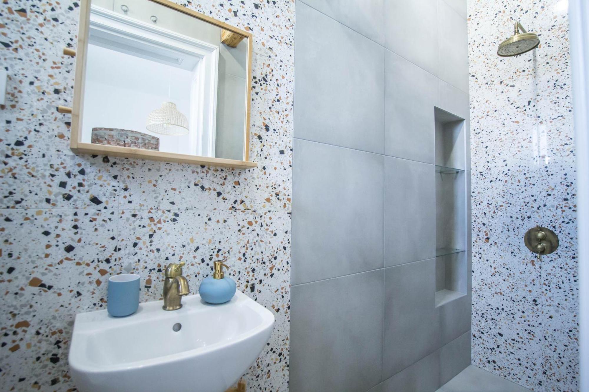 Lion'S Bridge Boutique 2Bdrm Apt, Top Center Gem Sofia Zewnętrze zdjęcie